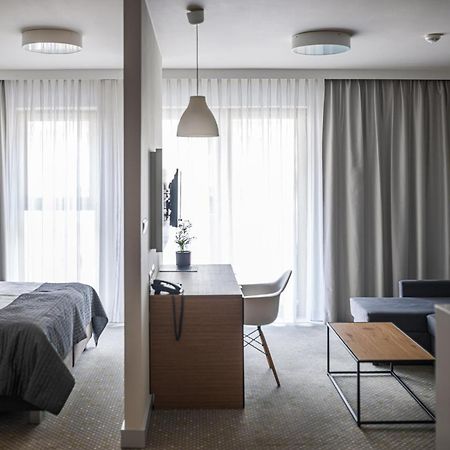 Rest Apartments Вроцлав Екстериор снимка
