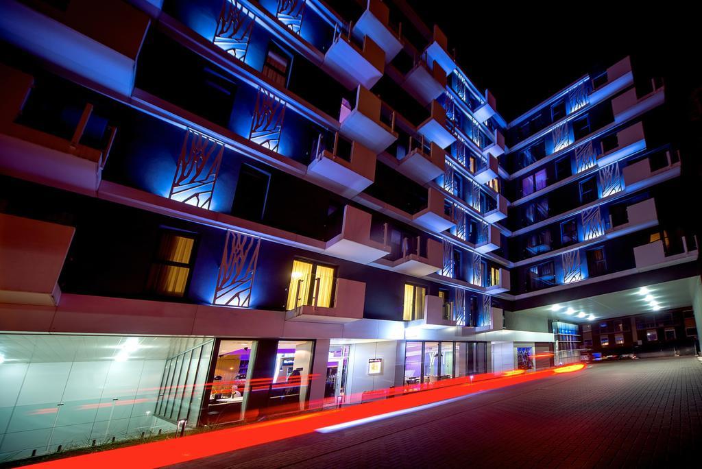 Rest Apartments Вроцлав Екстериор снимка